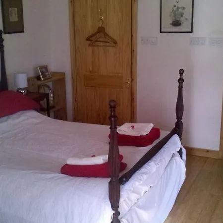 Taigh Sona Easy Access Apartment With Double Bed Ullapool Exterior photo